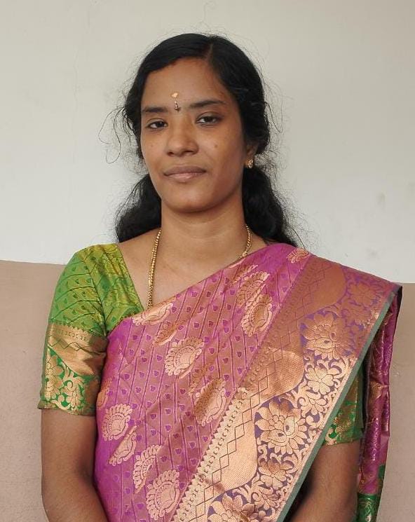 Ms.R.VIDHYASHREE M.Com.,SET